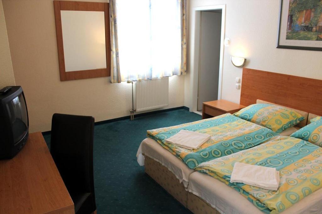 Hotel Menthol Budapeszt Pokój zdjęcie