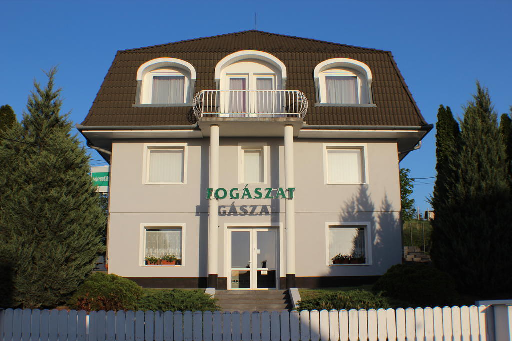 Hotel Menthol Budapeszt Zewnętrze zdjęcie